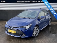 Toyota Corolla - 1.8 Hybrid First Edition Trekhaak, navigatie, Volledig dealeronderhouden, adaptieve cruise