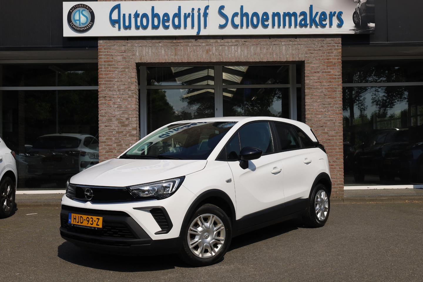 Opel Crossland - 1.2 Edition CARPLAY DAB STUUR+STOELVERWARMING 2xPDC AIRCO ENZ! - AutoWereld.nl