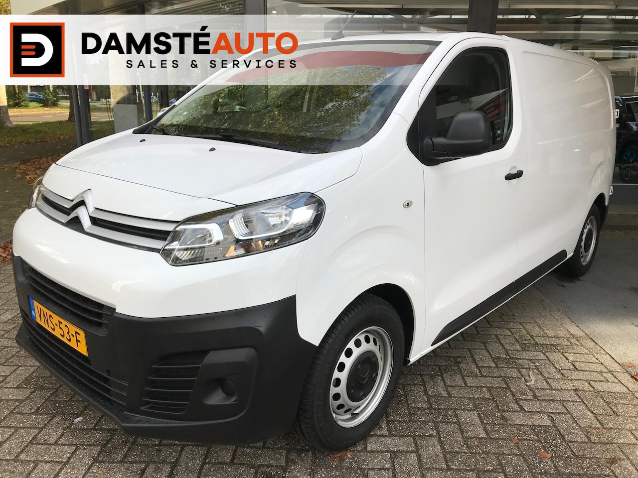 Citroën Jumpy - M BlueHDi 120pk Club │ Connect Nav DAB+ │ Passagiersbank │ Trekhaak - AutoWereld.nl