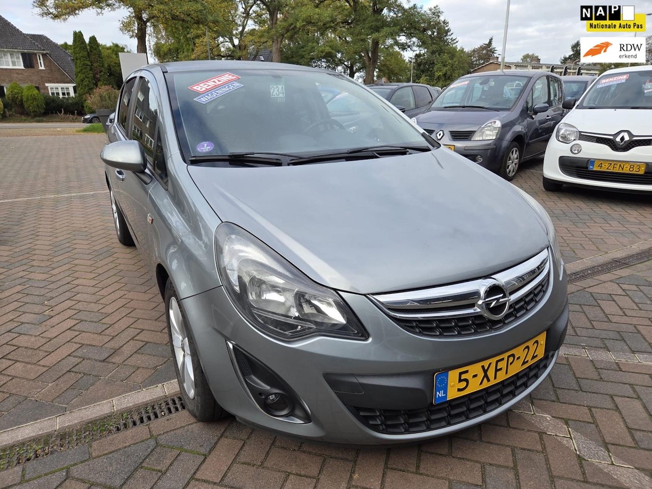 Opel Corsa - 1.2-16V Design Edition RIJDT EN SCHAKELT PERFECT - AutoWereld.nl