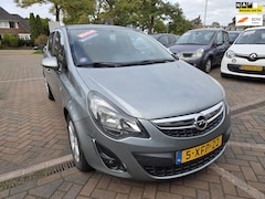 Opel Corsa - 1.2-16V Design Edition RIJDT EN SCHAKELT PERFECT