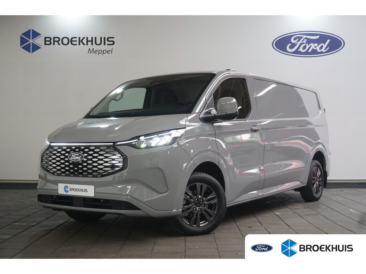 Ford E-Transit Cust. - 340 L2H1 Limited 65 kWh | Snel Leverbaar! | 0,99% Financial Lease | Driver Assistance Pack - AutoWereld.nl
