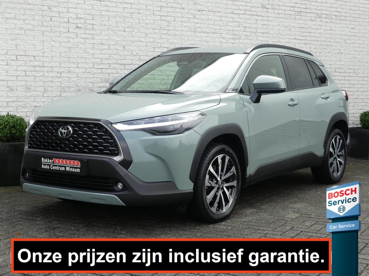 Toyota Corolla Cross - 1.8 HYBRID 140PK STYLE CAMERA/ADAP.CRUISE/ELEK.A-KLEP/STUUR+STOELVERW. - AutoWereld.nl