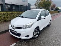 Toyota Yaris - 1.0 VVT-i Comfort Navigatie Airco Elektrisch-pakket Face-lift