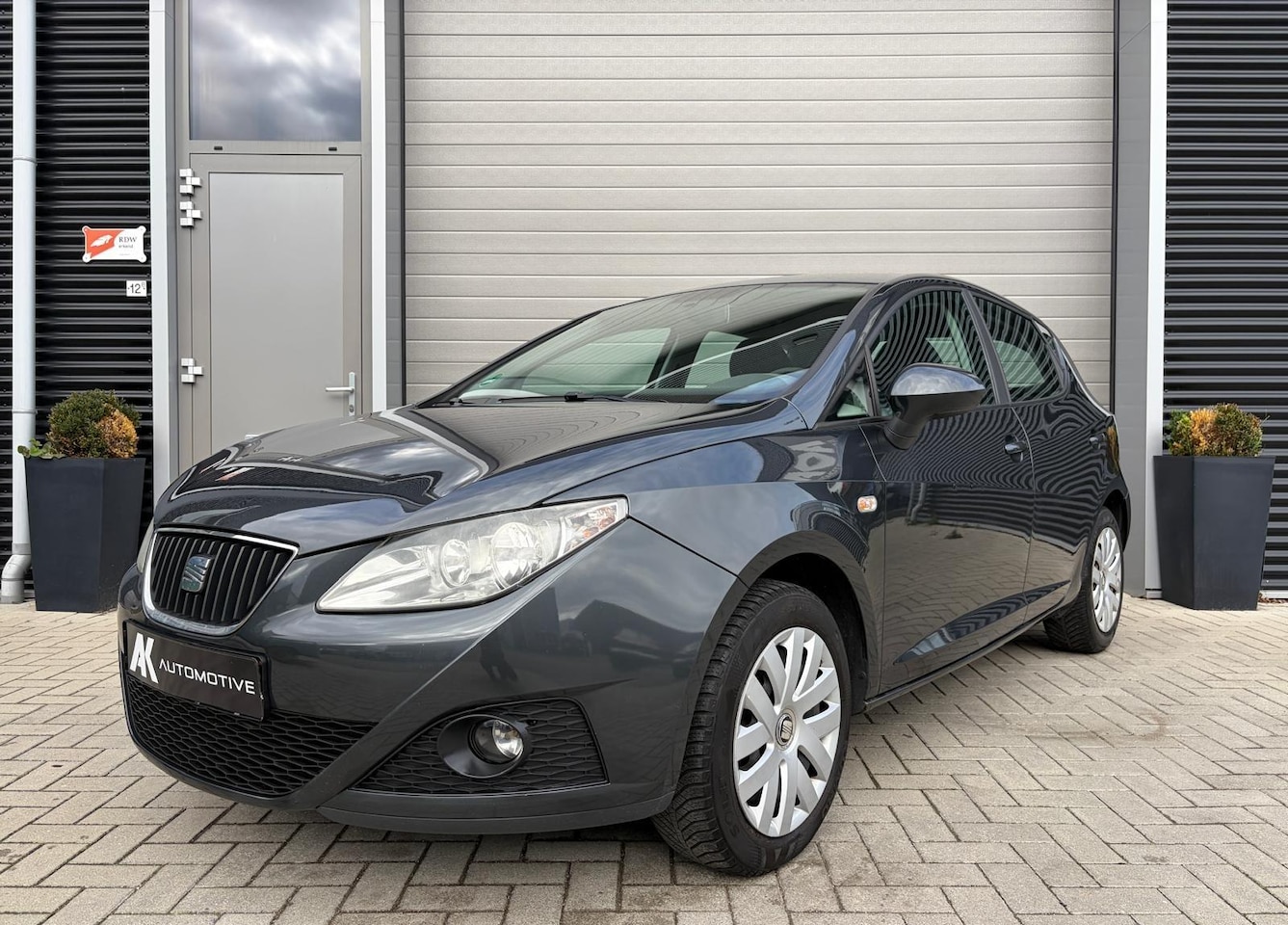 SEAT Ibiza - 1.4 Stylance/Cruise ctrl/Airco/Metallic/ - AutoWereld.nl