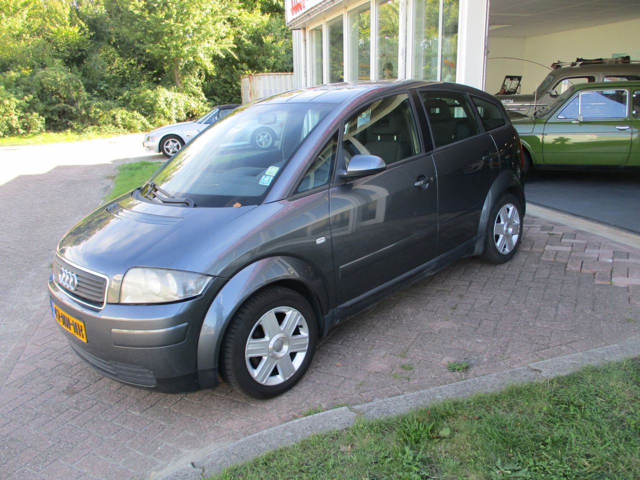AUDI A2