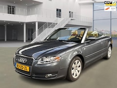 Audi A4 Cabriolet - 3.2 FSI quattro Pro Line Exclusive