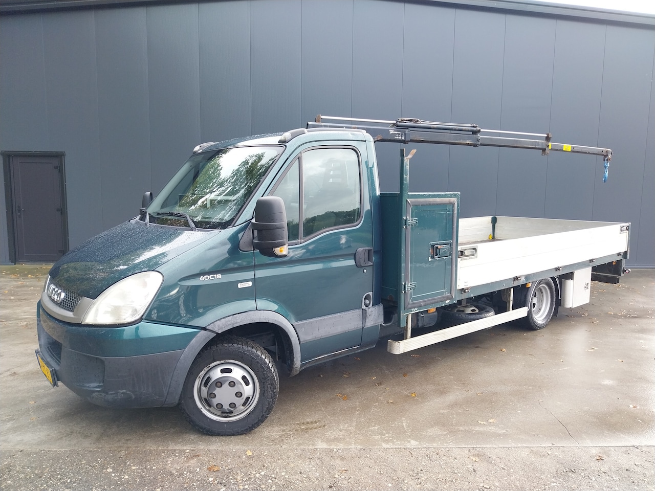 Iveco Daily - 40C18 D OPEN LAADBAK HIAB LAADKRAAN 4.83 LANG TREKHAAK 3.500 AHG - AutoWereld.nl