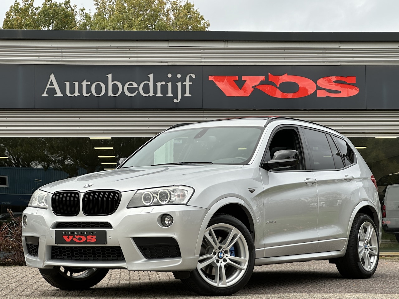 BMW X3 - xDrive35i High Executive | M-Sport | Panodak | Memory | Trekhaak - AutoWereld.nl