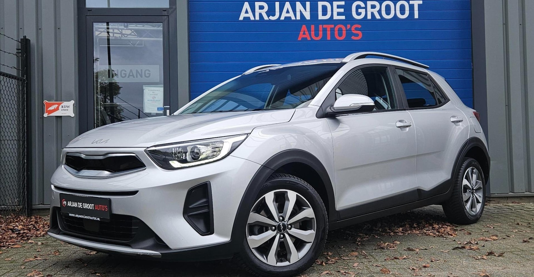 Kia Stonic - 1.0 T-GDi 100PK AUTOMAAT Cruise Clima Carplay PDC - AutoWereld.nl