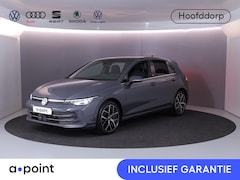 Volkswagen Golf - 1.5 eTSI 50 Jahre Edition 150 pk Automaat (DSG) | Navigatie | Panoramadak | Parkeersensore