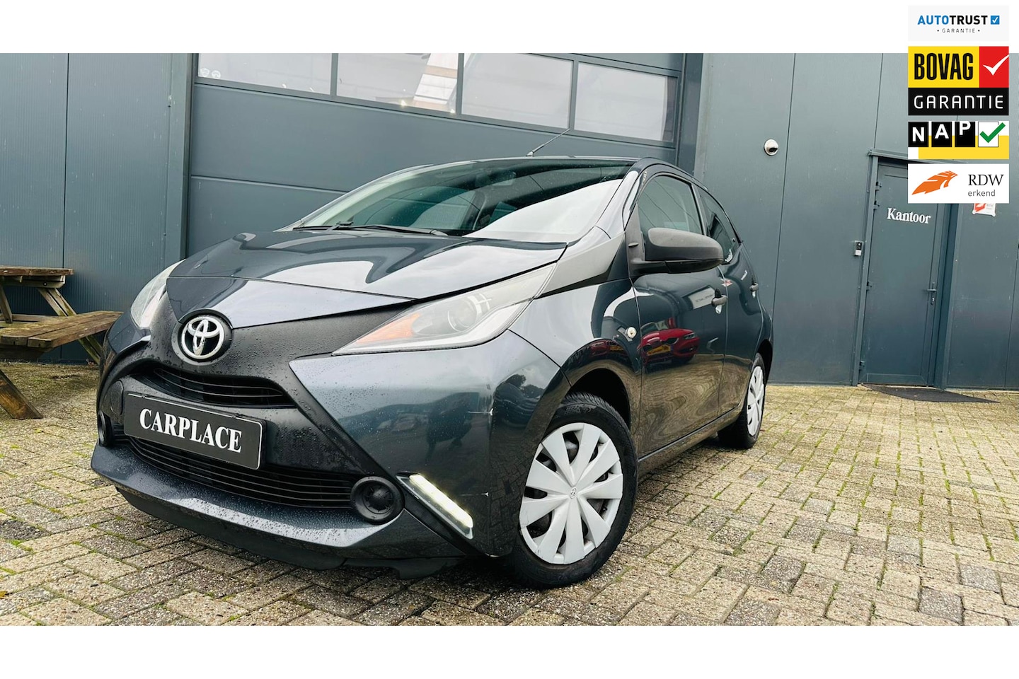 Toyota Aygo - 1.0 VVT-i x-now 1.0 VVT-i x-now - AutoWereld.nl