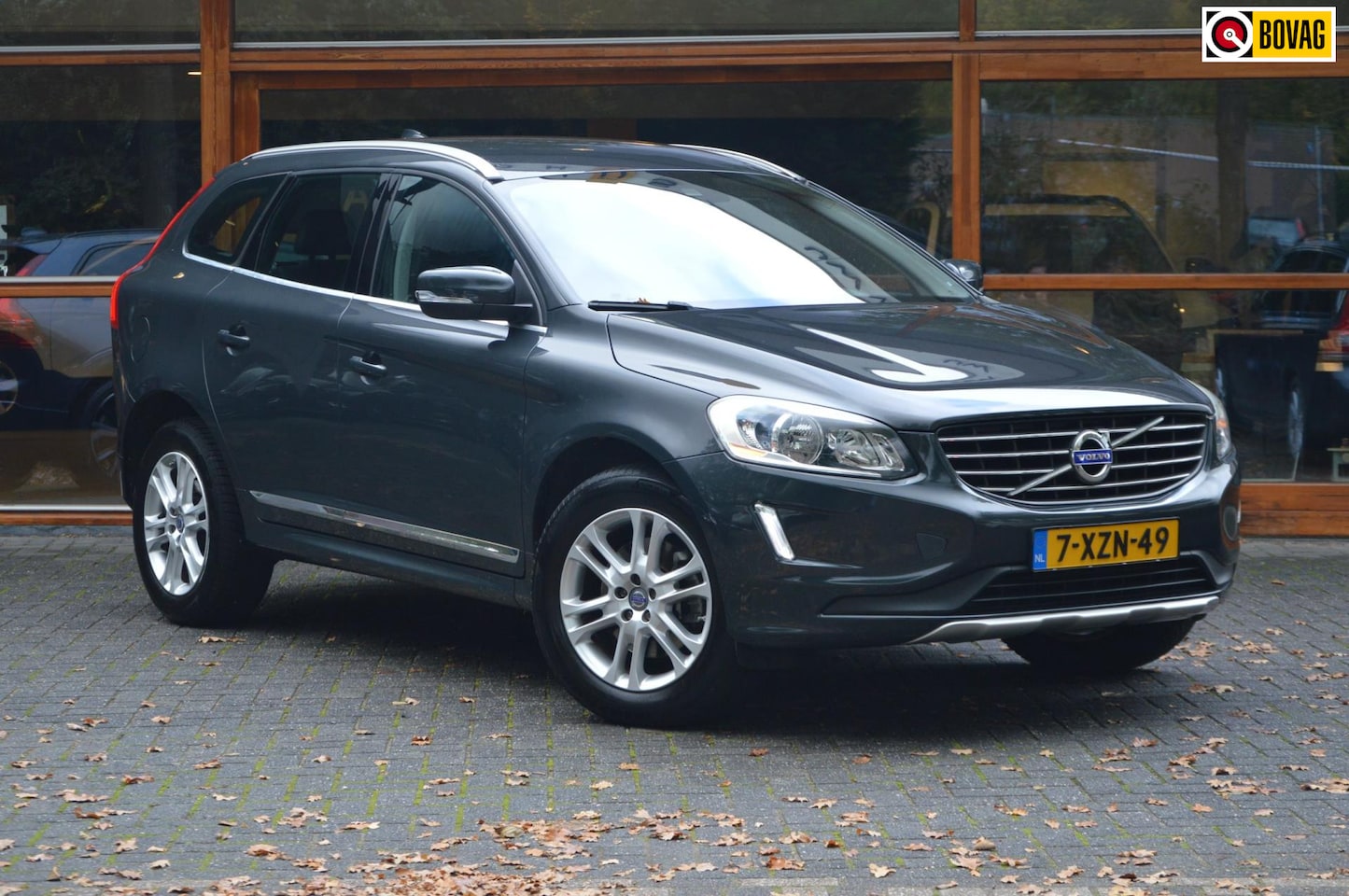 Volvo XC60 - T5 Inscription | Stoelverwarming | Parkeersensoren | Elektrische stoelen met geheugen | Cr - AutoWereld.nl