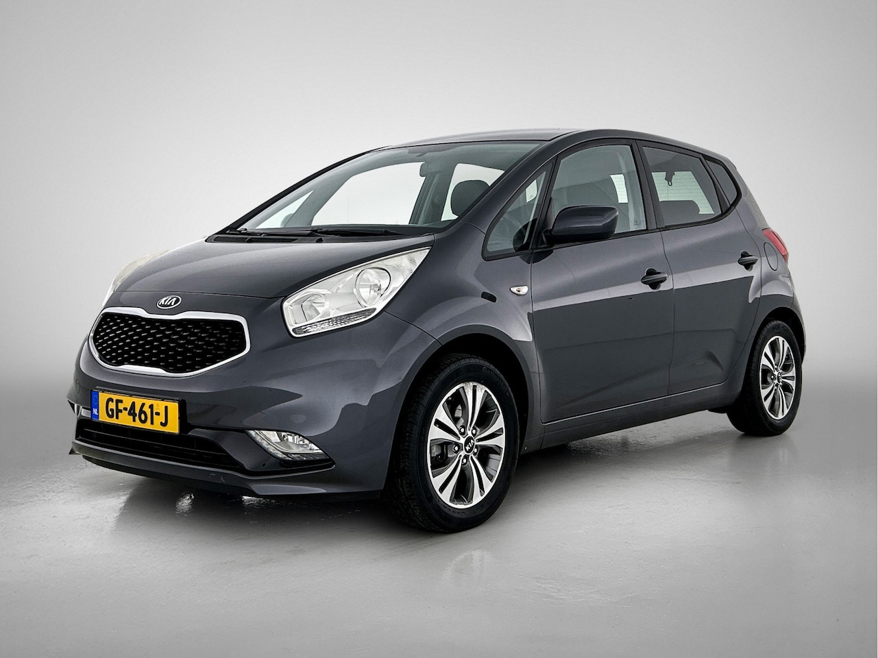 Kia Venga - 1.4 CVVT First Edition  | 1e eigenaar | Dealer onderhouden | Trekhaak | Navigatie | - AutoWereld.nl