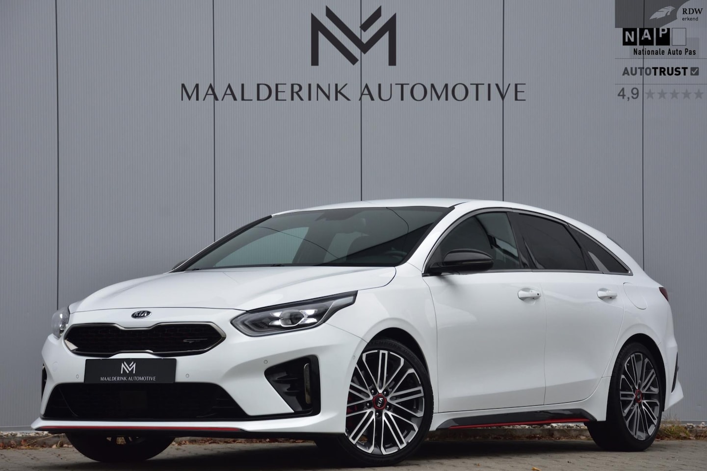 Kia Pro cee'd - 1.6 T-GDI GT Trekhaak afn., Camera, JBL, Keyless, Navi, Stoelverwarming - AutoWereld.nl