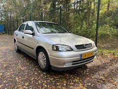 Opel Astra - 1.6 Njoy weinig km