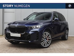 BMW X5 - xDrive50e High Executive M Sport Automaat / Panoramadak Sky Lounge / Trekhaak / Massagefun