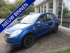 Dacia Sandero - 1.2 Lauréate Loopt slecht. Zo mee