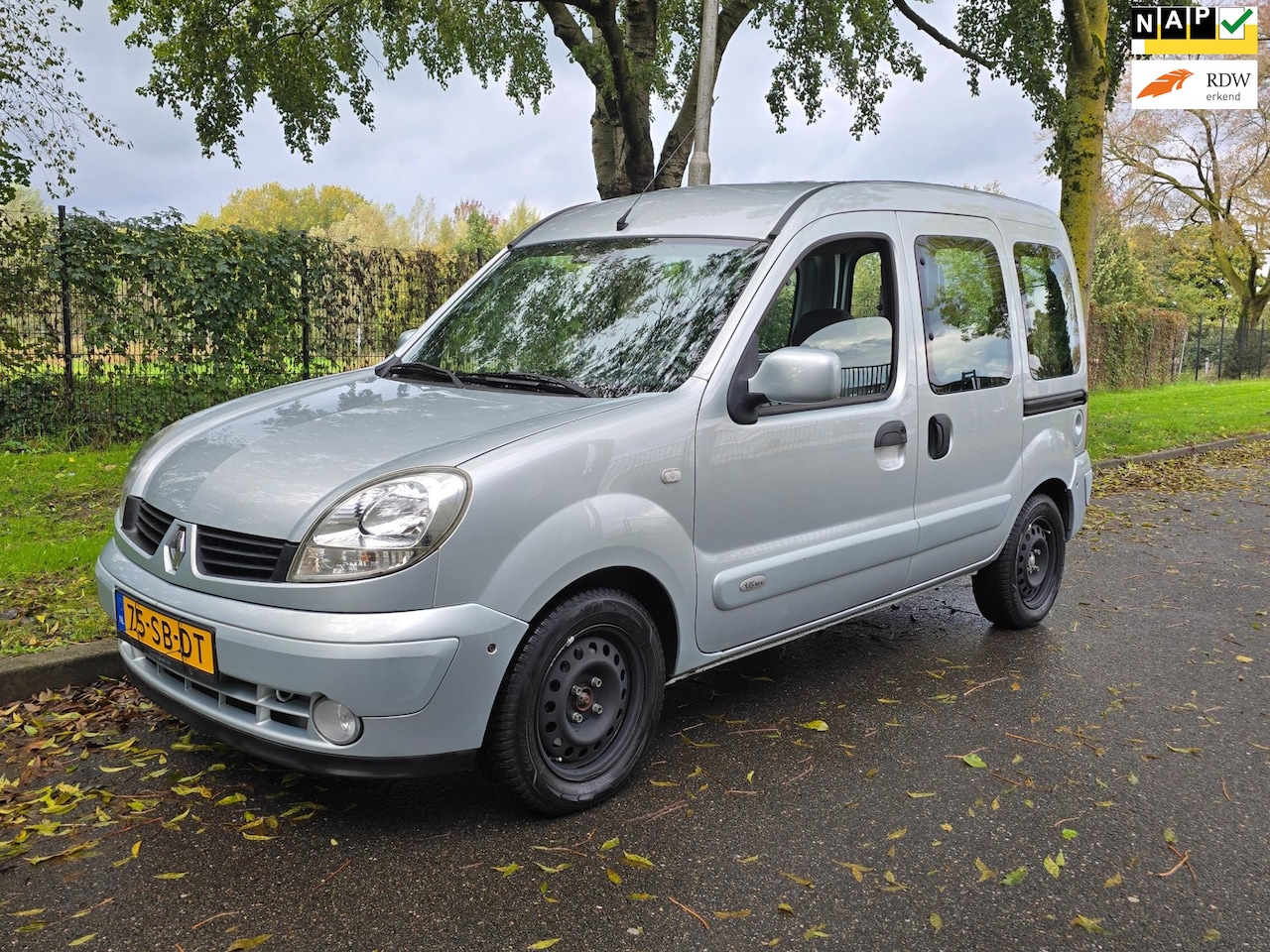 Renault Kangoo - 1.6-16V rolstoelbus,lage kmstand,Nap,airco,Nw apk! - AutoWereld.nl