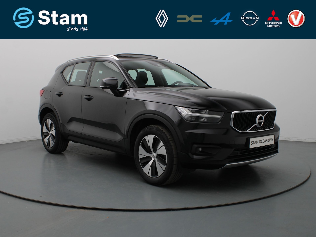 Volvo XC40 - 130pk T2 Business Pro Automaat Camera | Adapt. Cruise | Parkeersens. v+a | Stoel-/stuurver - AutoWereld.nl