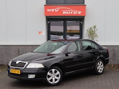 Skoda Octavia - 1.6 Ambiente airco LM 4-deurs org NL