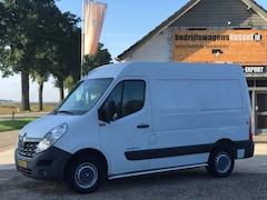 Renault Master - T35 2.3 dCi 100 kW Euro 5 L1H2 Laadklep / Lift