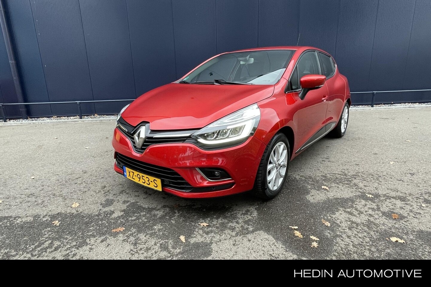 Renault Clio - 0.9 TCe Intens camera / v&a pdc / trekhaak / navi / all-season - AutoWereld.nl