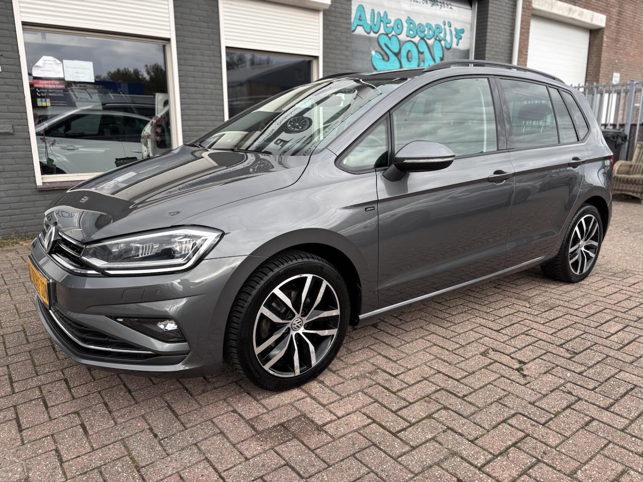 Volkswagen Golf Sportsvan - 1.0 TSI Highline Edition 1.0 TSI Highline Edition - AutoWereld.nl