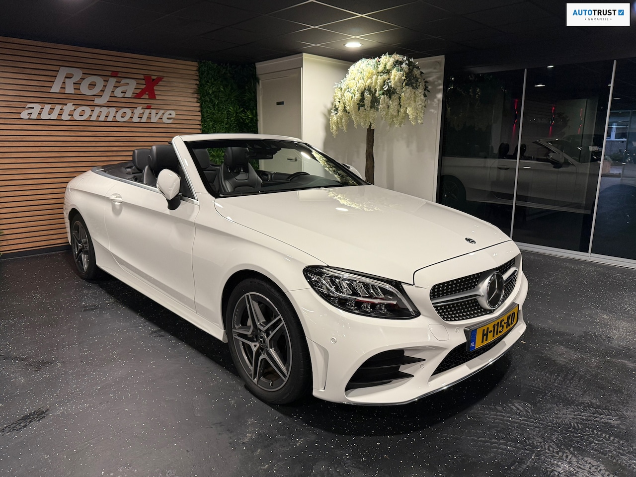 Mercedes-Benz C-klasse Cabrio - 200 Premium Plus Pack AMG - MATRIX LED - BURMESTER - AIRSCARF - AutoWereld.nl
