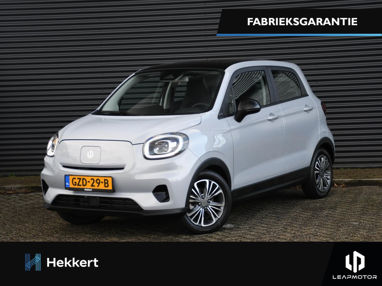 Leapmotor T03 - Design 37.3kWh 95pk Automaat ADAP. CRUISE | NAVI | PANO-DAK | DODE HOEK | 15''LM | DAB | U - AutoWereld.nl