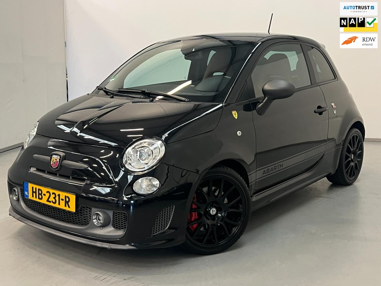 Abarth 595 - Competizione 1.4 T-Jet / Sabelt / Clima / NL-auto - AutoWereld.nl
