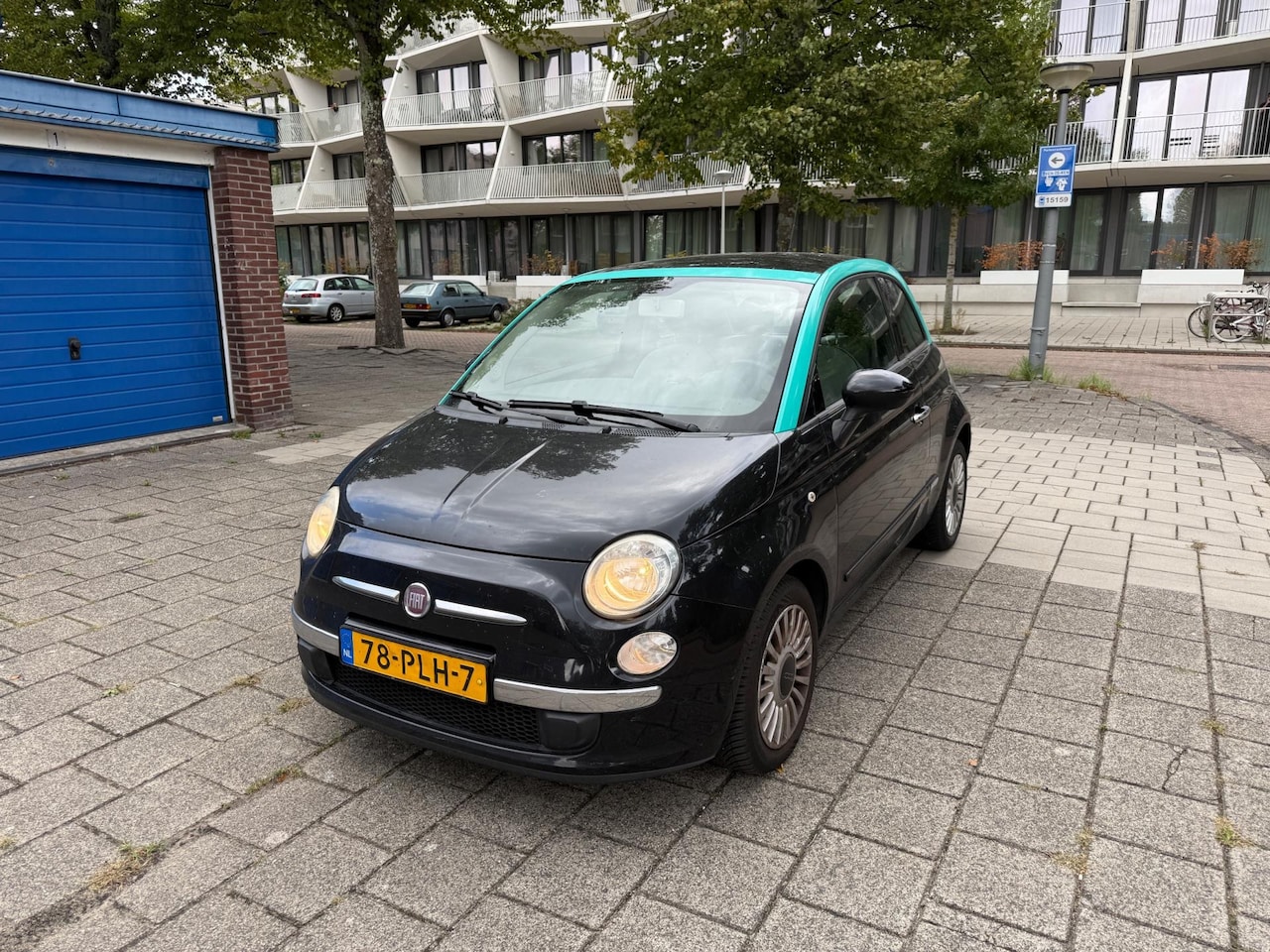 Fiat 500 - 1.2 Lounge Automaat Panorama Airco Black Magic - AutoWereld.nl
