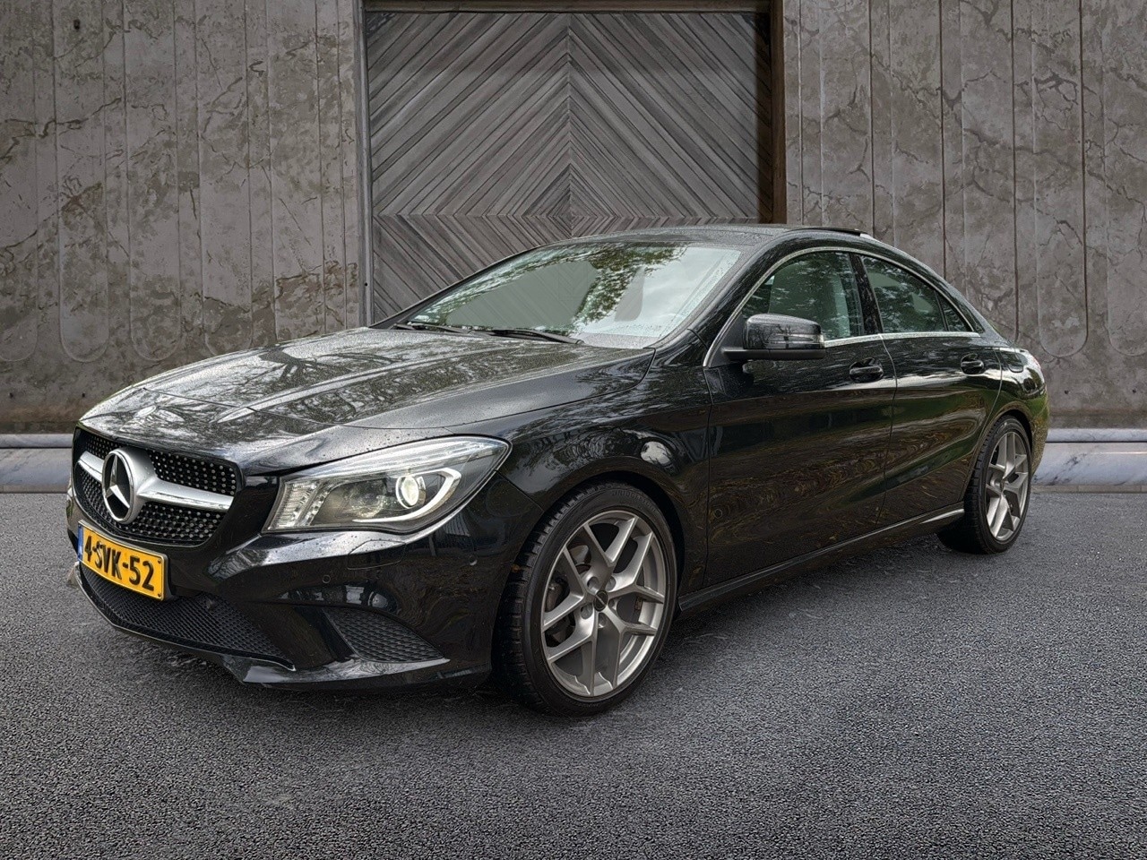 Mercedes-Benz CLA-Klasse - 180 Ambition pano, led, navi - AutoWereld.nl