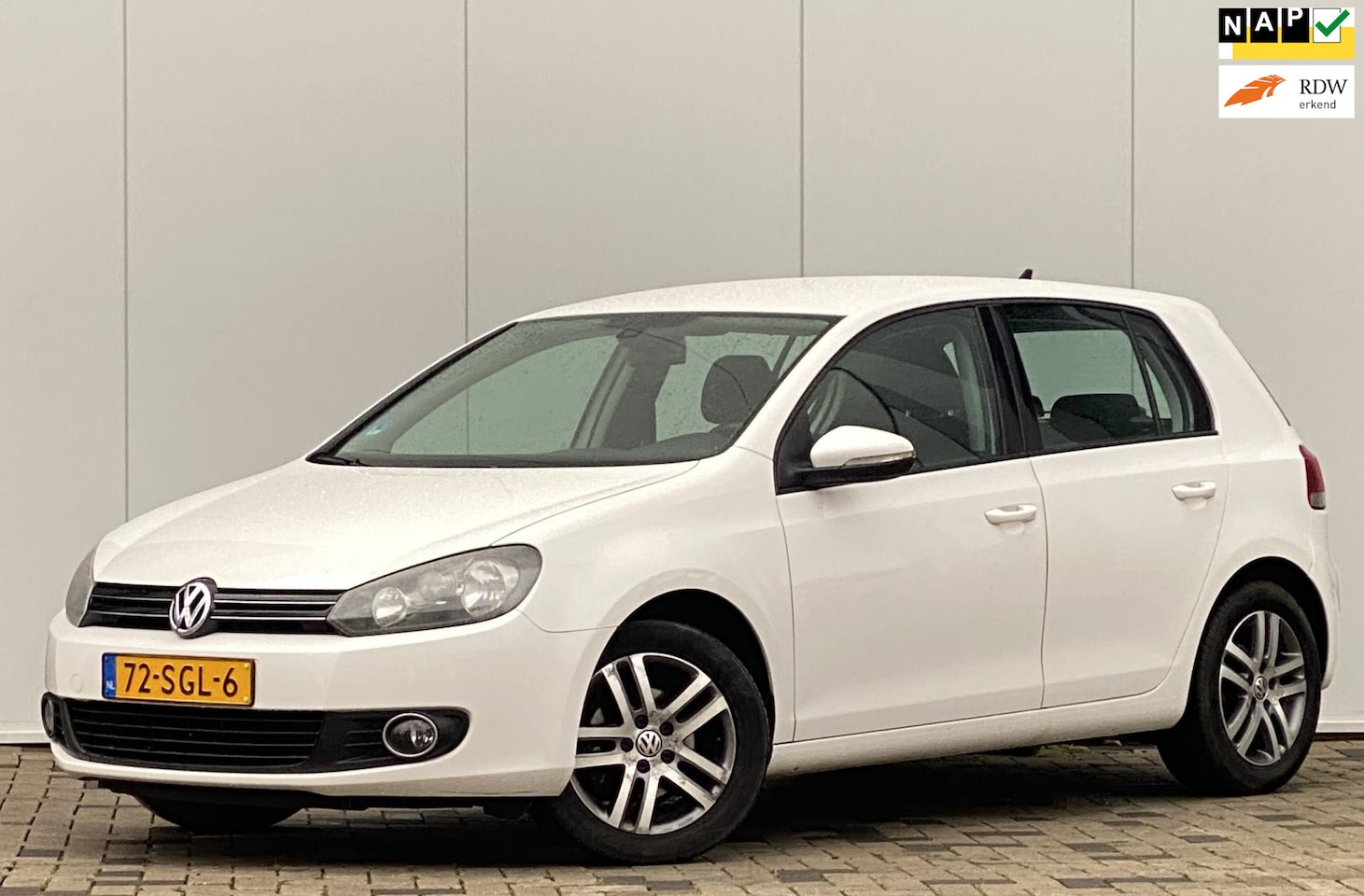 Volkswagen Golf - 1.2 TSI Comfortline BlueMotion NAVI AIRCO IN TOP STAAT - AutoWereld.nl