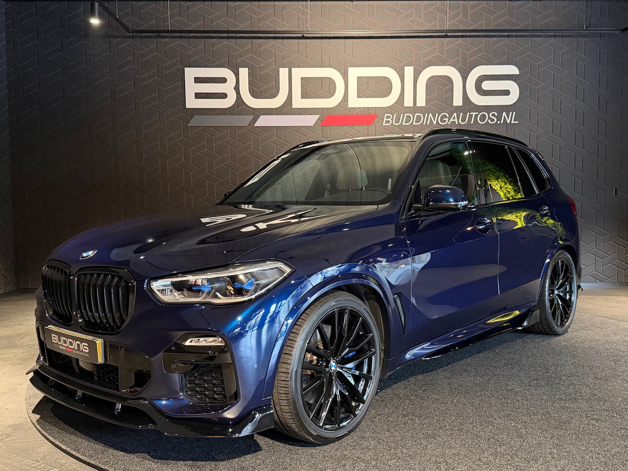 BMW X5 - xDrive40i High Exe 7p. | M-performance | Laser | Massage - AutoWereld.nl