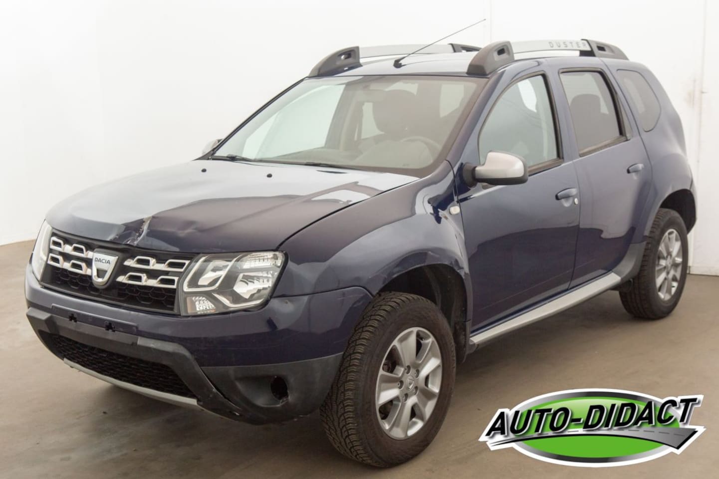 Dacia Duster - 1.2 Airco 82.775 km Carpas - AutoWereld.nl