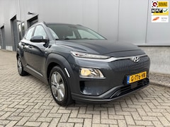 Hyundai Kona Electric - EV Comfort 64 kWh Camera / Navigatie
