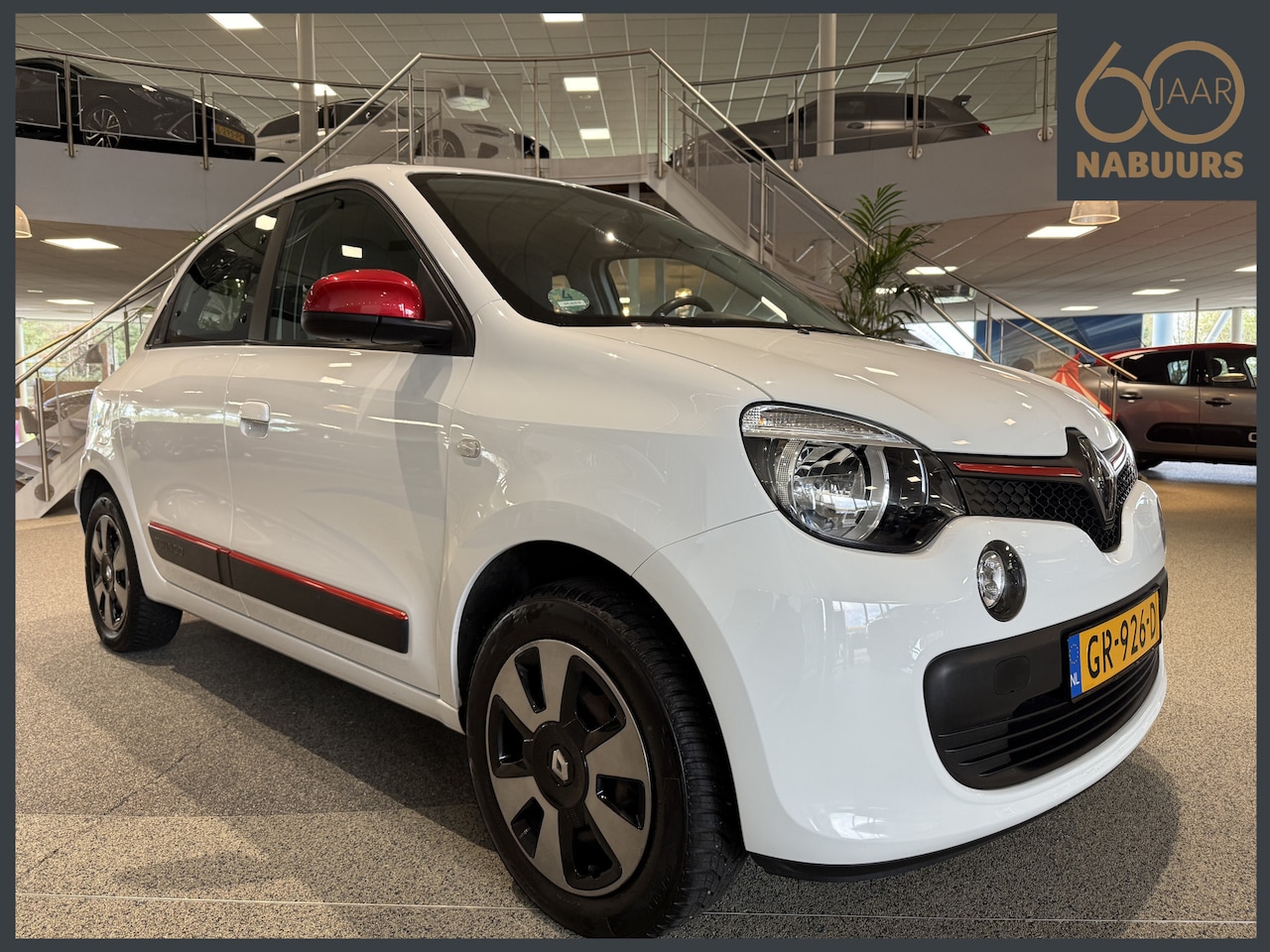 Renault Twingo - 1.0 SCe Collection 1.0 SCe Collection, NL auto, Cruise control, All-season banden - AutoWereld.nl