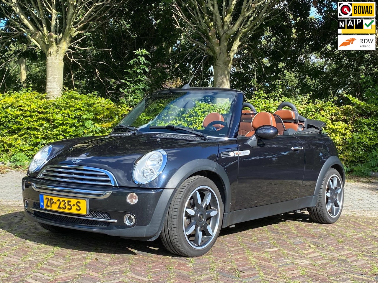 MINI Cabrio - 1.6 Cooper Sidewalk | BINNENKORT BESCHIKBAAR - AutoWereld.nl