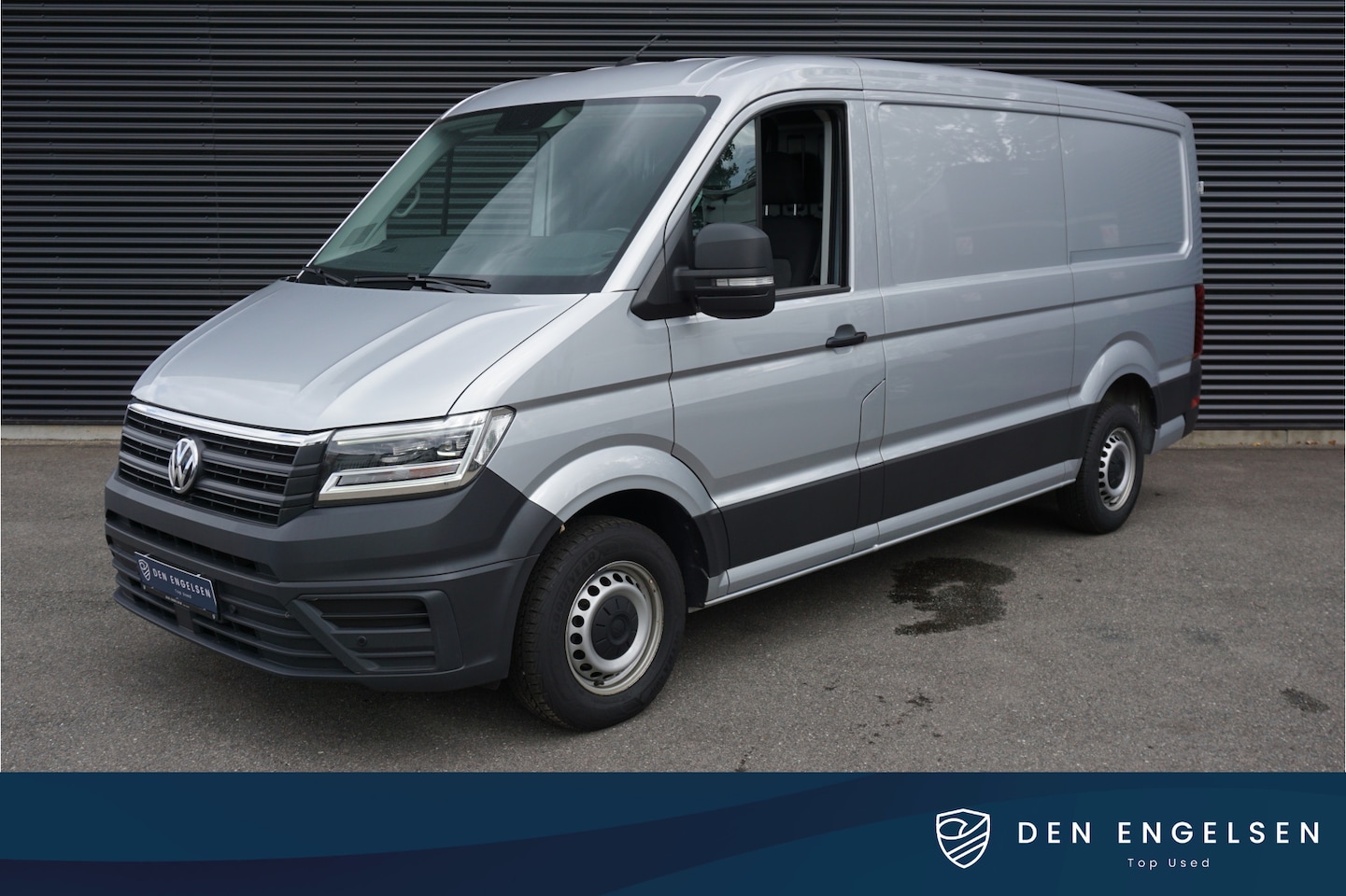 Volkswagen Crafter - 35 | 177 PK AUT | L3H2 | ACC | App-Connect | Camera | Stuur- en Stoelverwarming - AutoWereld.nl
