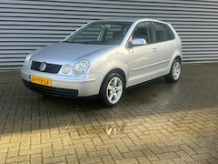 Volkswagen Polo - 1.4-16V Athene