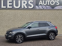 Volkswagen T-Roc - 1.0 TSI Style Business Camera/Trekhaak