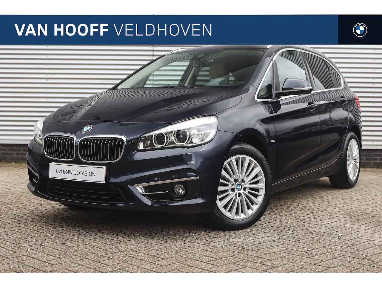 BMW 2-serie Active Tourer - 218i High Executive Luxury Line Automaat / Sportstoelen / LED / Head-Up / Park Assistant / - AutoWereld.nl