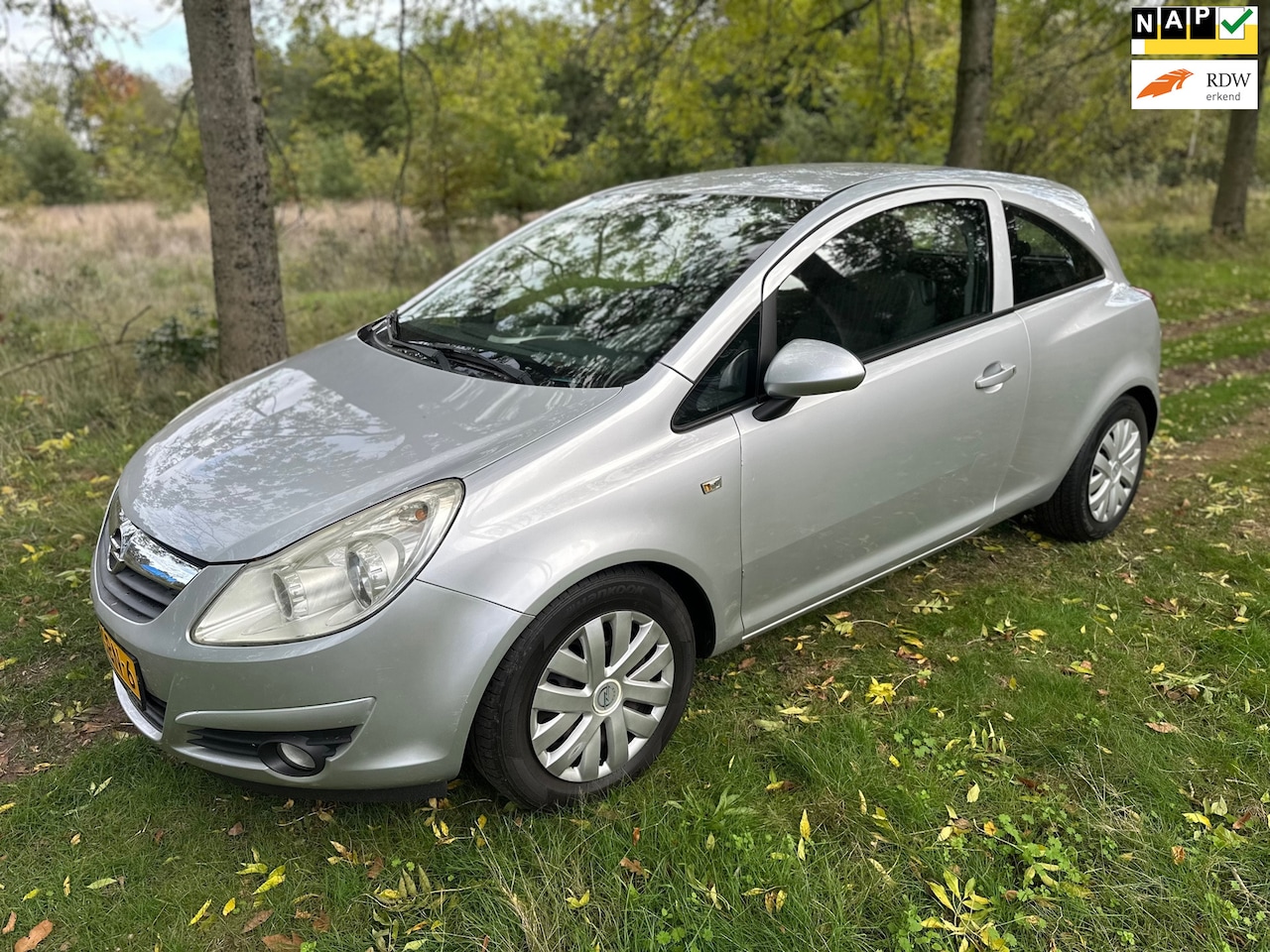Opel Corsa - 1.4-16V Enjoy apk t/m 20-06-2026 - AutoWereld.nl