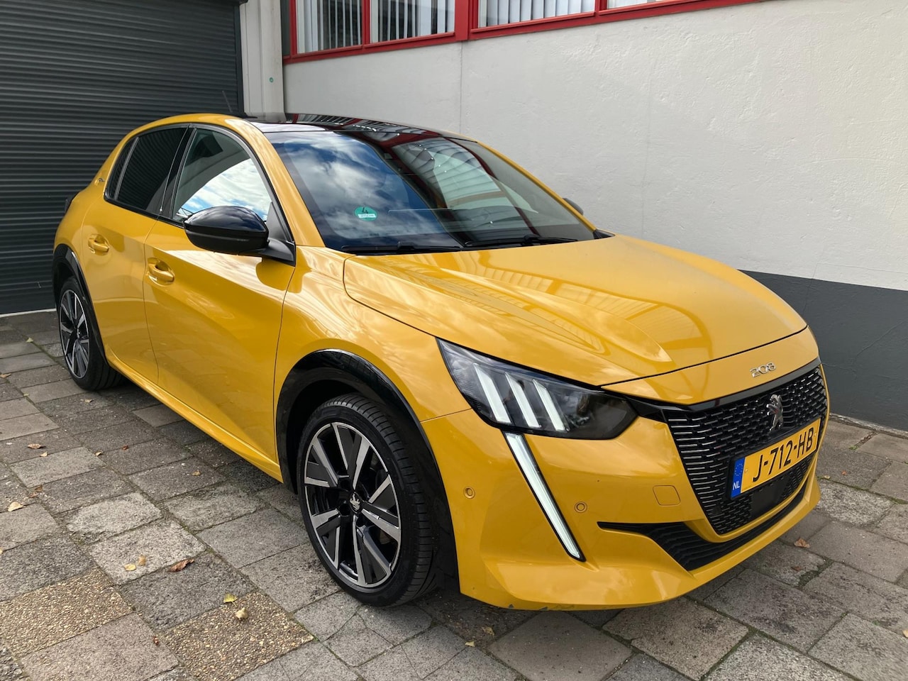Peugeot 208 - 1.2 PureTech GT-Line 1.2 PureTech GT-Line - AutoWereld.nl