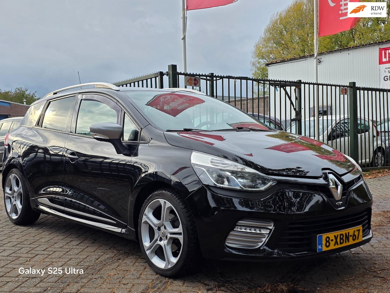 Renault Clio Estate - 1.2 GT Automaat 2e eigenaar dealer onderhouden navigatie airco cruis control parkeer senso - AutoWereld.nl