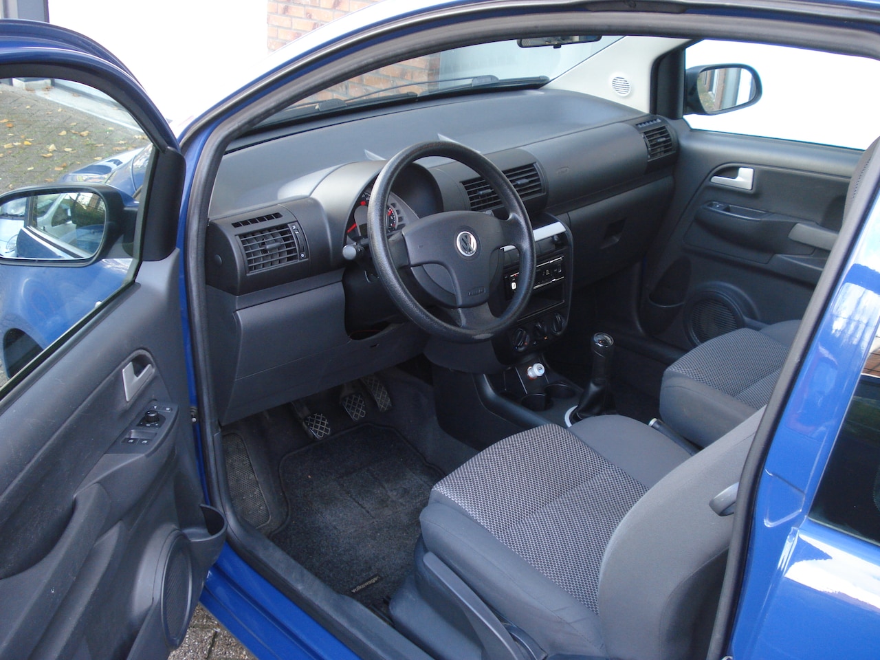 Volkswagen Fox - 1.2 Trendline Airco