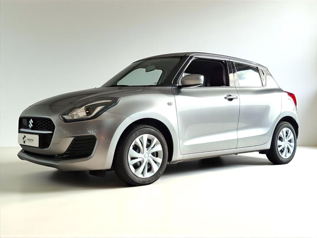 Suzuki Swift - 1.2 DualJet 83pk Smart Hybrid S&S Comfort - AutoWereld.nl