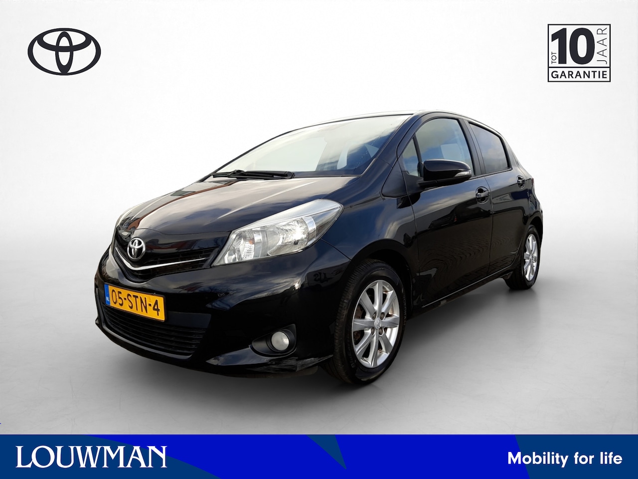 Toyota Yaris - 1.3 VVT-i Executive | Navigatie | Camera | Panodak | LM Velgen | - AutoWereld.nl