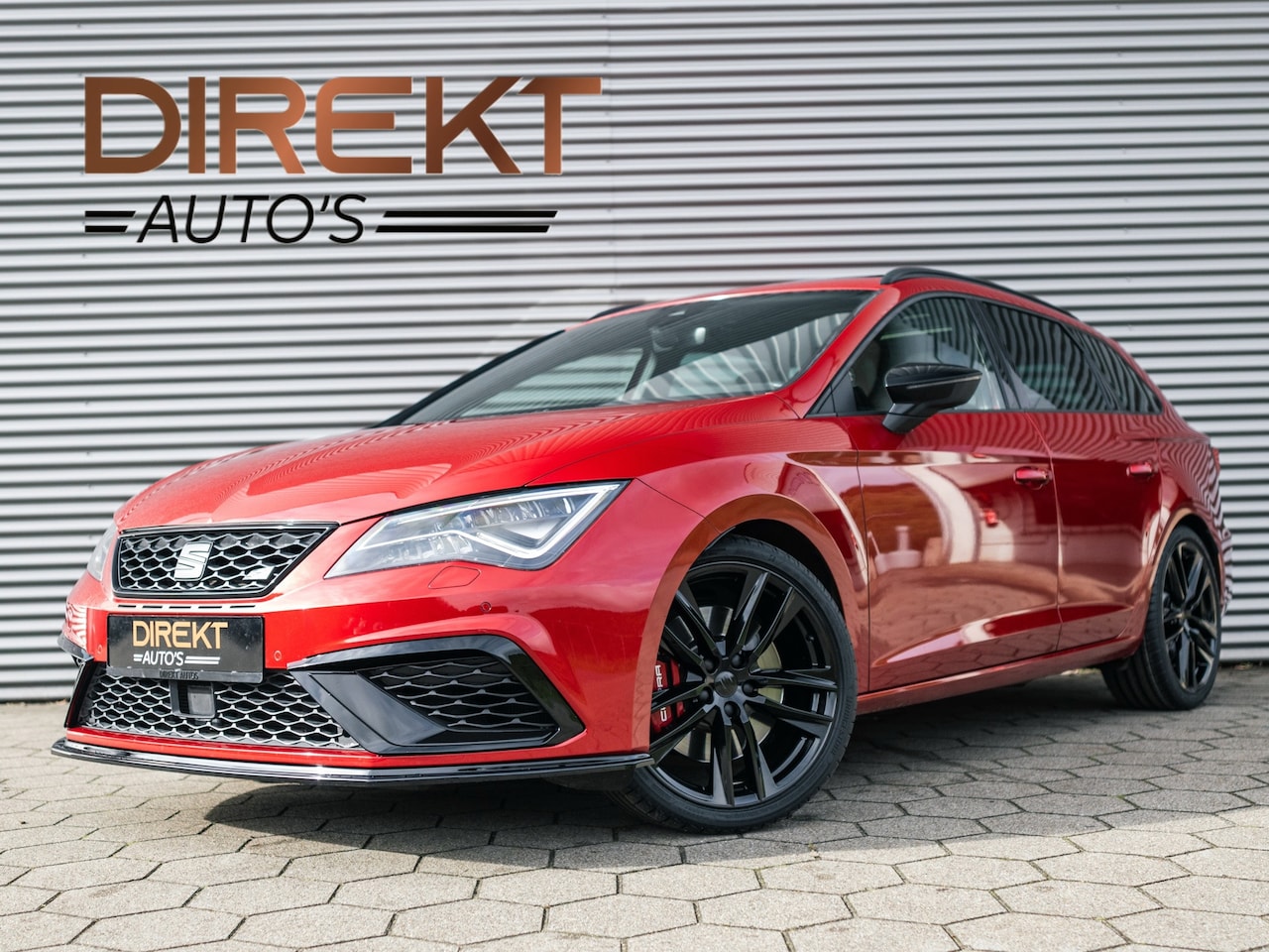 SEAT Leon ST - 2.0 TSI CUPRA 300 4DRIVE PANO CAMERA SEATSOUND - AutoWereld.nl